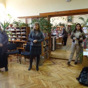 Семинари „Начални стъпки по програмиране и използване на робота Финч”