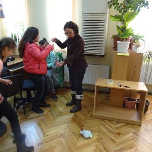 Семинари „Начални стъпки по програмиране и използване на робота Финч”